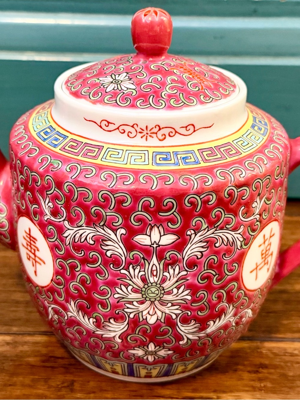 Vintage Jingezhen “Mun Shou” Famille Rose Pink Porcelain Teapot